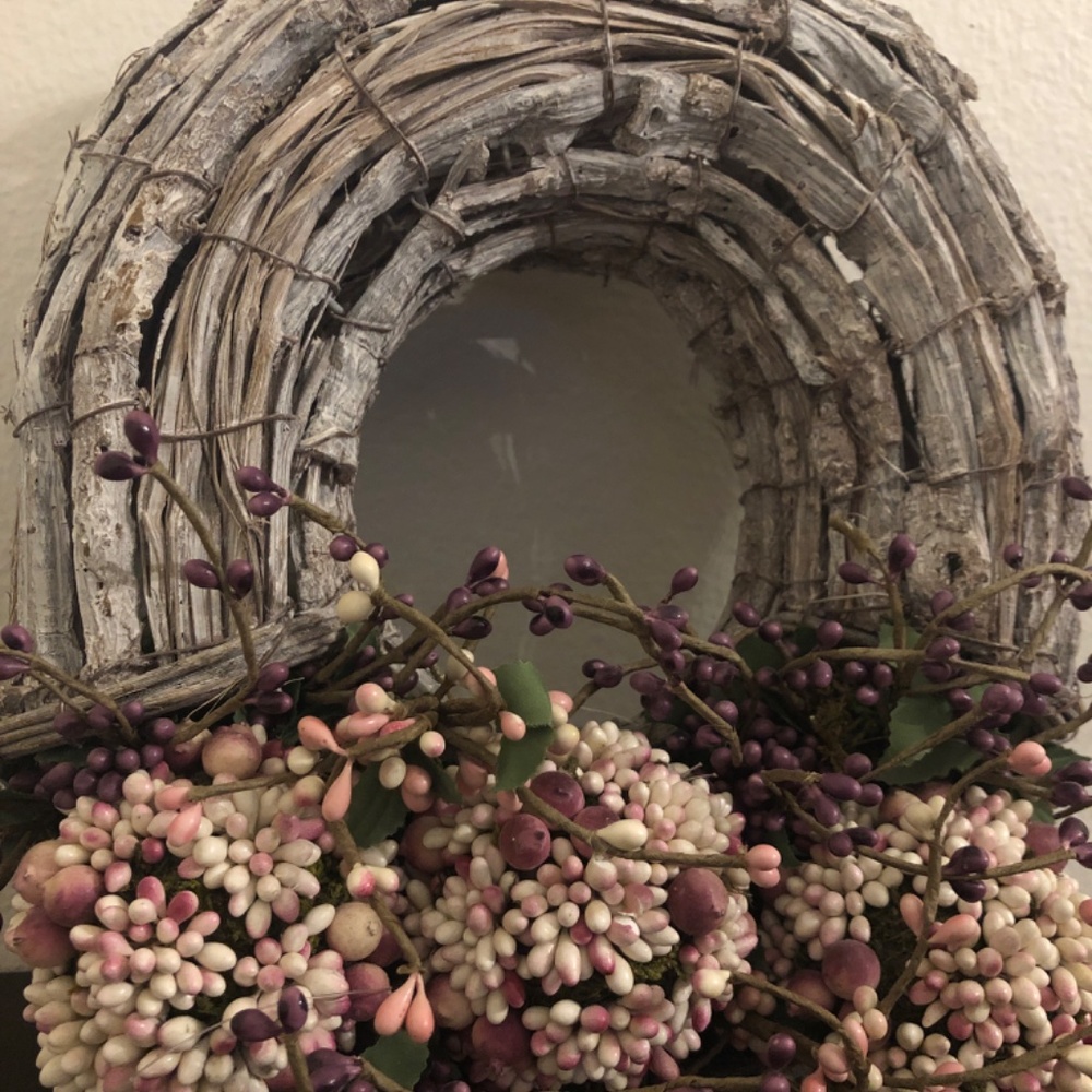 WREATH - Picture 2 of 9